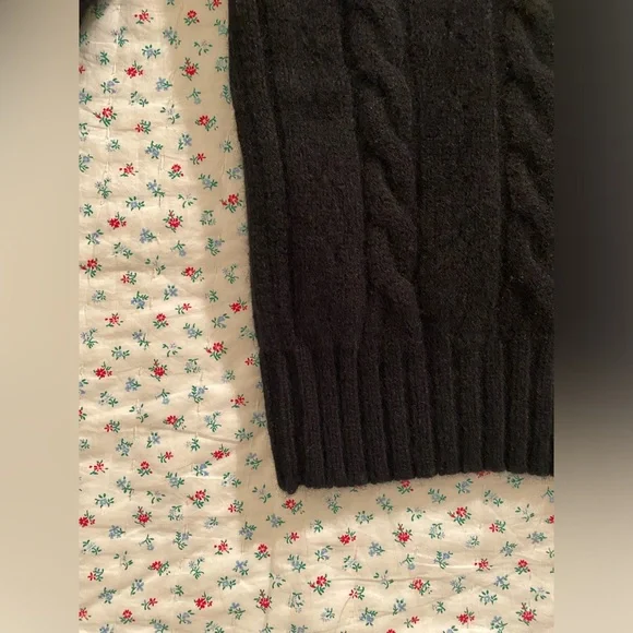 Dôen Appoline Cable Knit Sweater